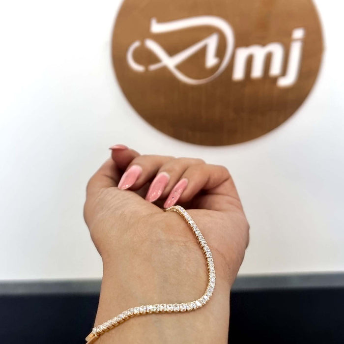 Beautiful Gold-Plated Bracelet with Sparkling Zircon Stones