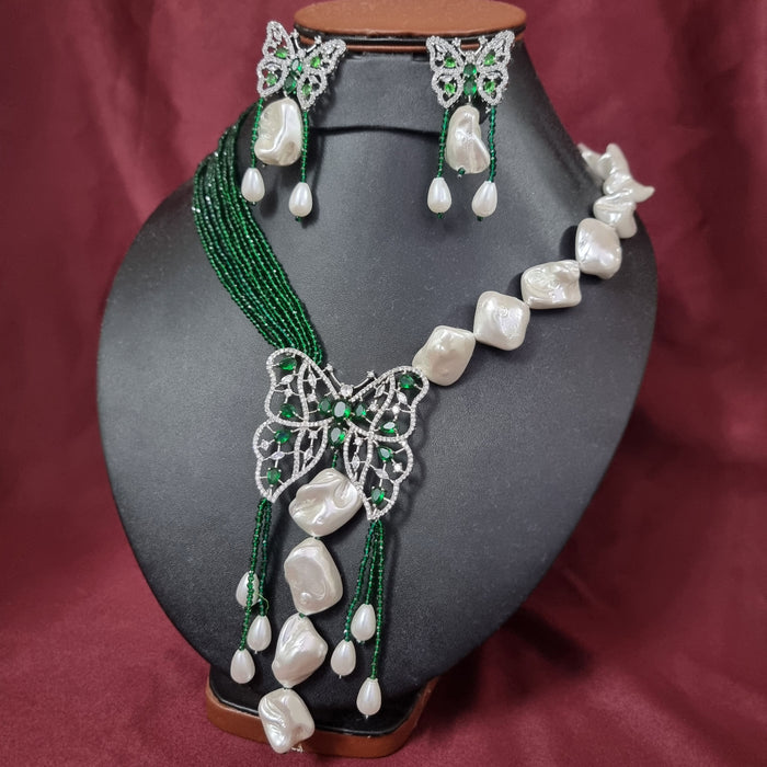 Beautiful Butterfly Design Jewelry Set with Pearls and Green Stones