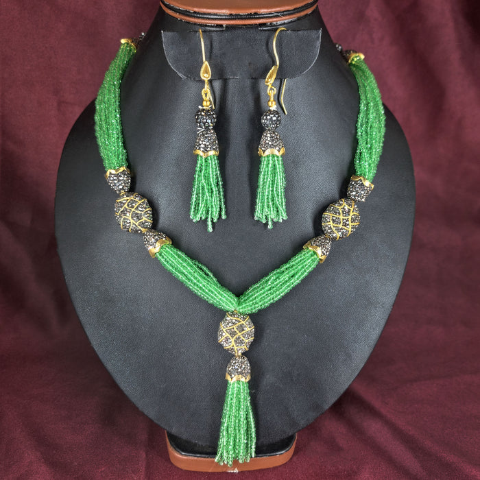 Green Beads Garland Necklace and Earrings Set