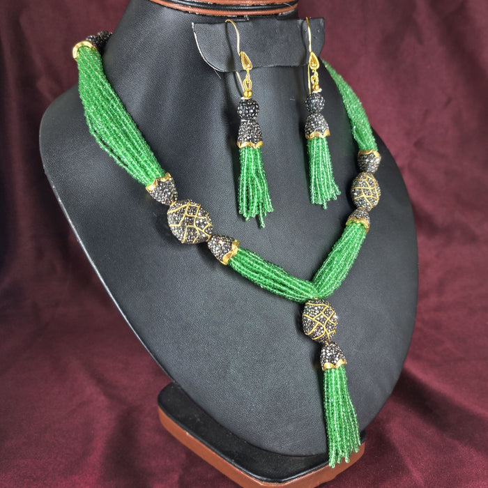 Green Beads Garland Necklace and Earrings Set