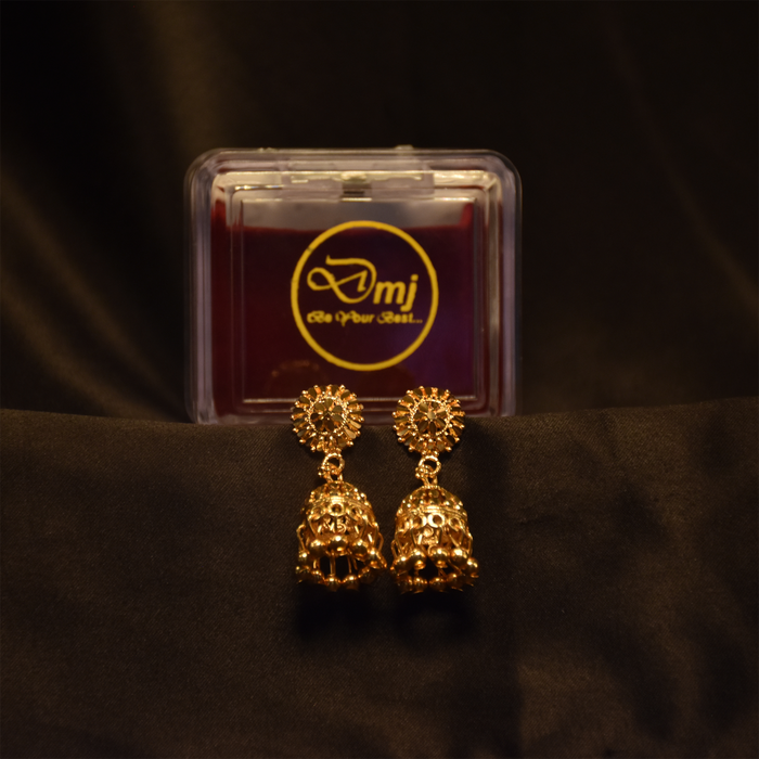 Gold-Plated Dangle Earrings: Radiant Sophistication