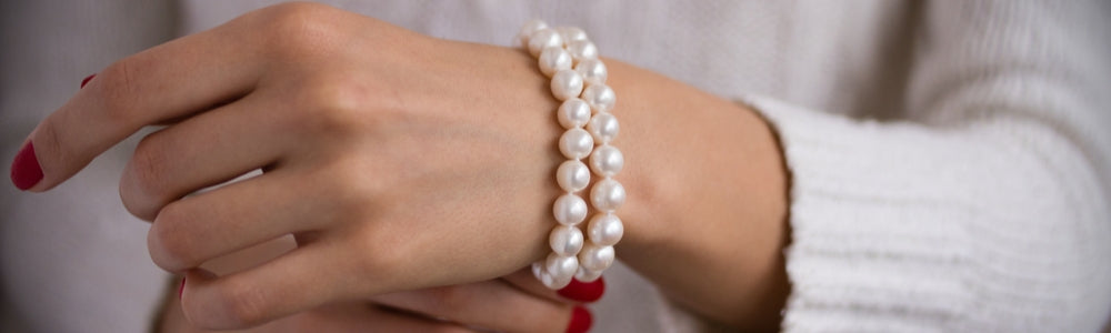 Luxurious Pearl Bracelets for Women