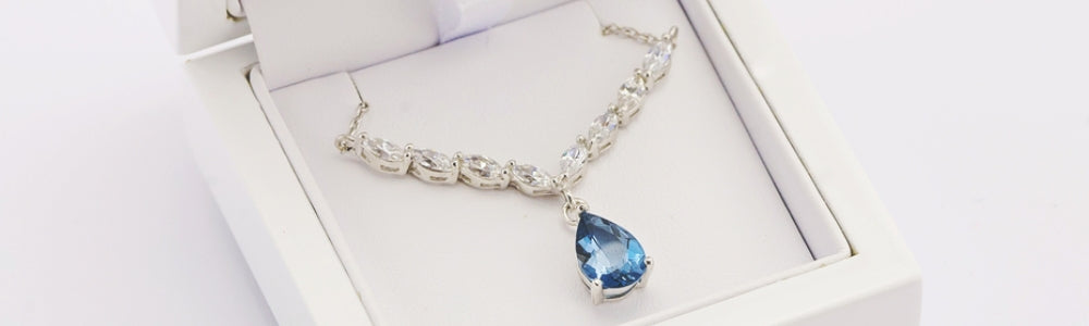  Topaz Necklaces Perfect For Every Occasion