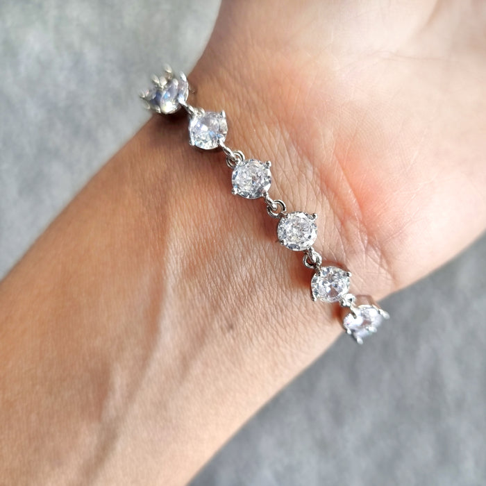 Beautiful Zircon Stone Studded Silver Plated Bracelet