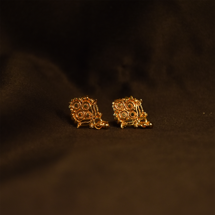 Gold-Plated Stud Earrings: Classic Elegance