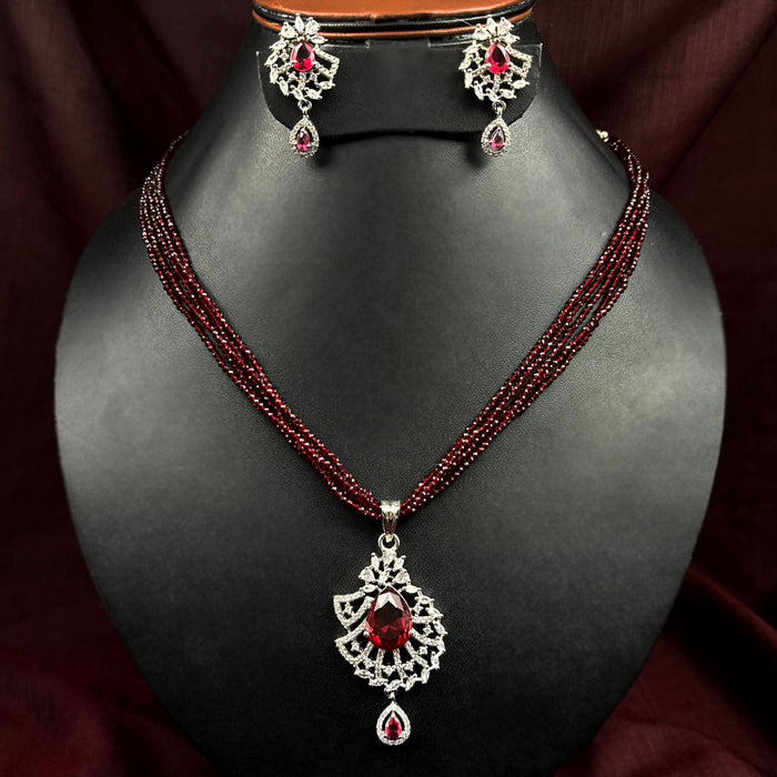 Red Beads Garland Necklace Pendant & Earrings Set