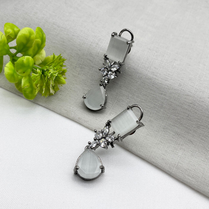 Stylish Silver Plated Earrings with Beautiful Moonstone