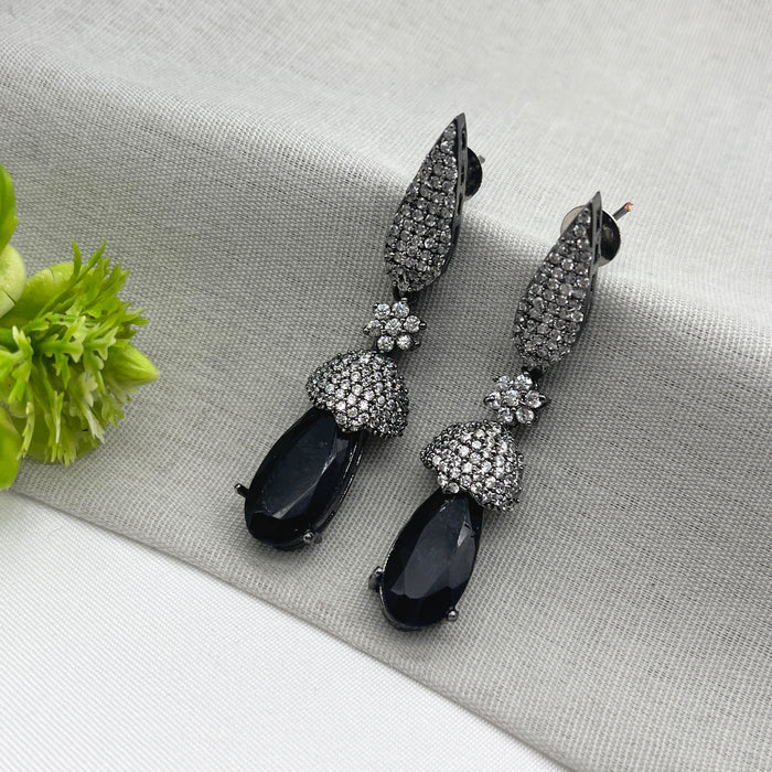 Beautiful Black Onyx & CZ Stones Stud Black Silver-Plated Earrings