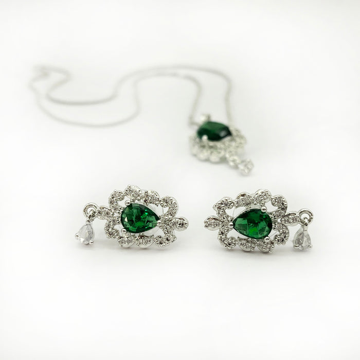 Majestic Emerald Necklace & Earrings Gift For Girls & Women