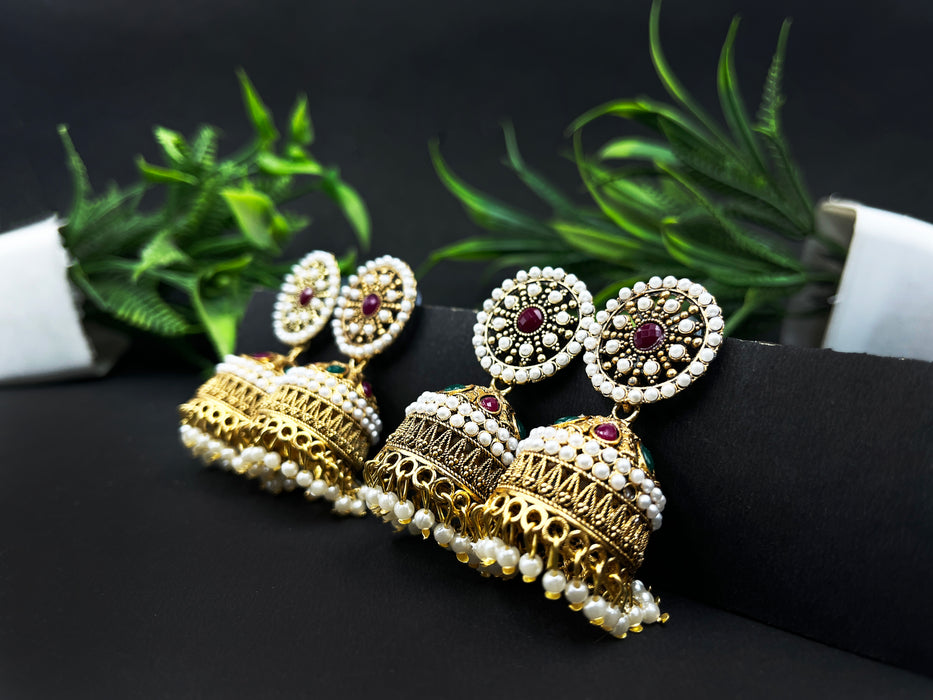 Traditional Gold-Plated Pearl Jhumka Earrings with Kundan and Beaded Detailing