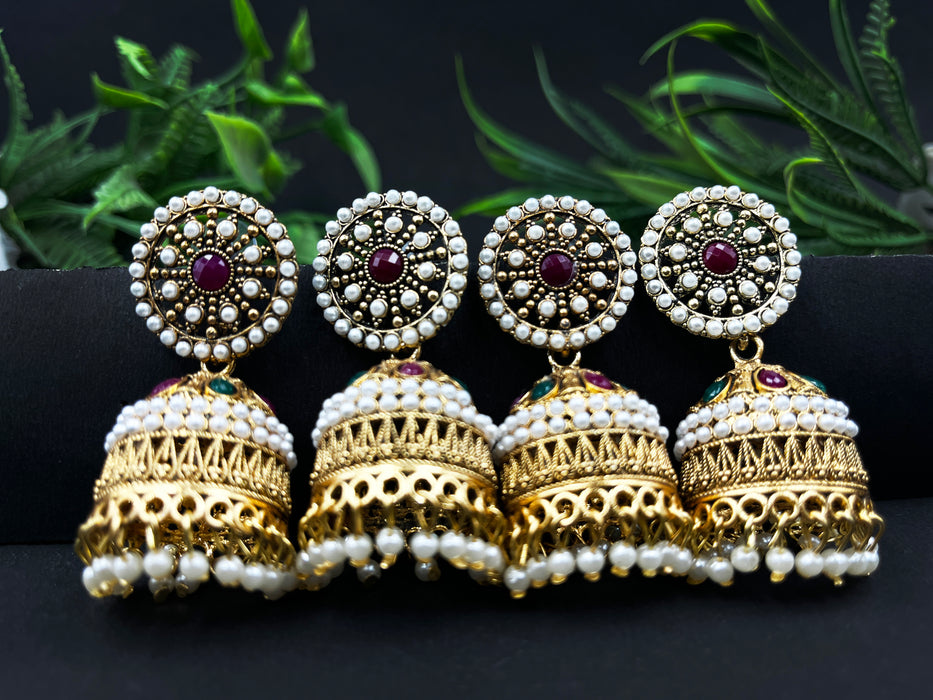 Traditional Gold-Plated Pearl Jhumka Earrings with Kundan and Beaded Detailing